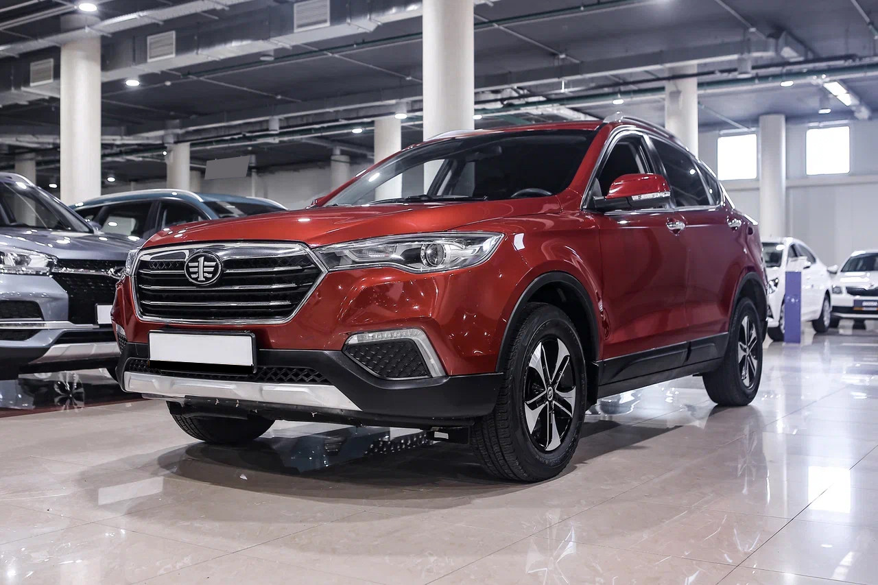 Купить подержанные FAW Besturn X80 со скидкой в Москве — Автосалон Армада