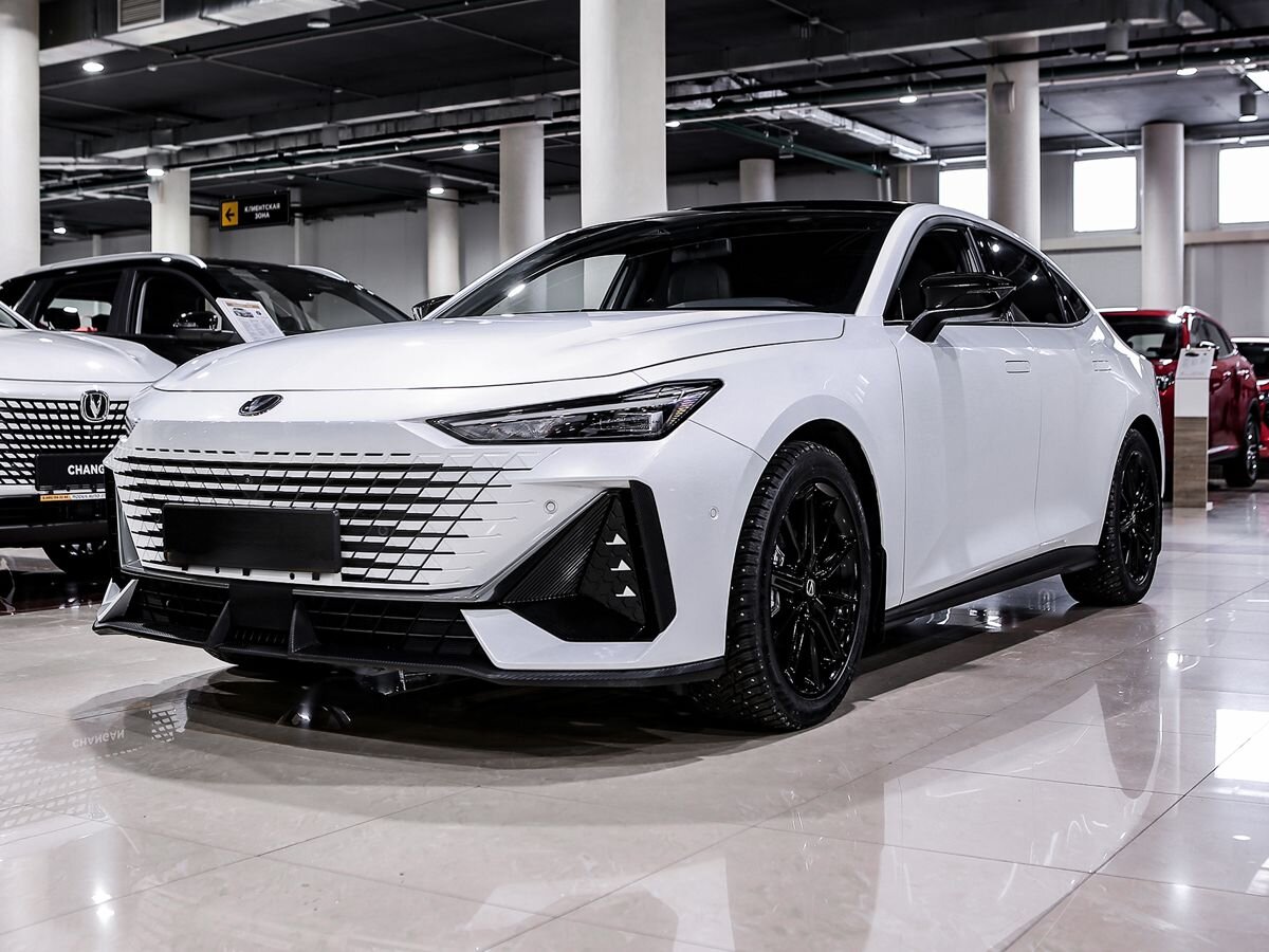 БУ автомобиль Changan UNI-V